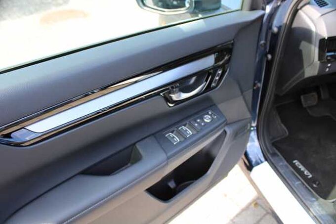 Honda CR-V Hybrid e: HEV 2.0 i-MMD AWD Advance