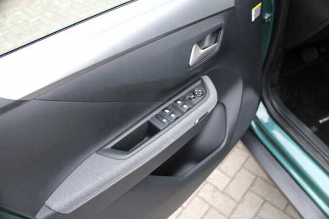 Opel Frontera 1.2 DI Hybrid 48V eDCT GS