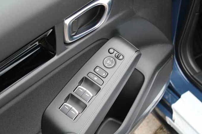 Honda Civic e:HEV 2.0 i-MMD Hybrid Sport